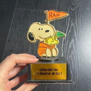 Vintage 1958 1965 Snoopy‎ Trophy "happiness is me and you" Aviva